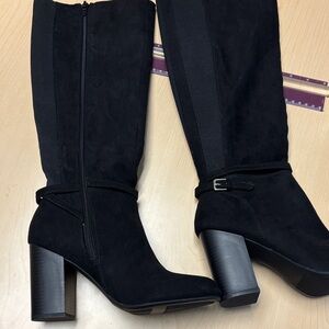 Kohl’s Black Heeled Knee-High Boots